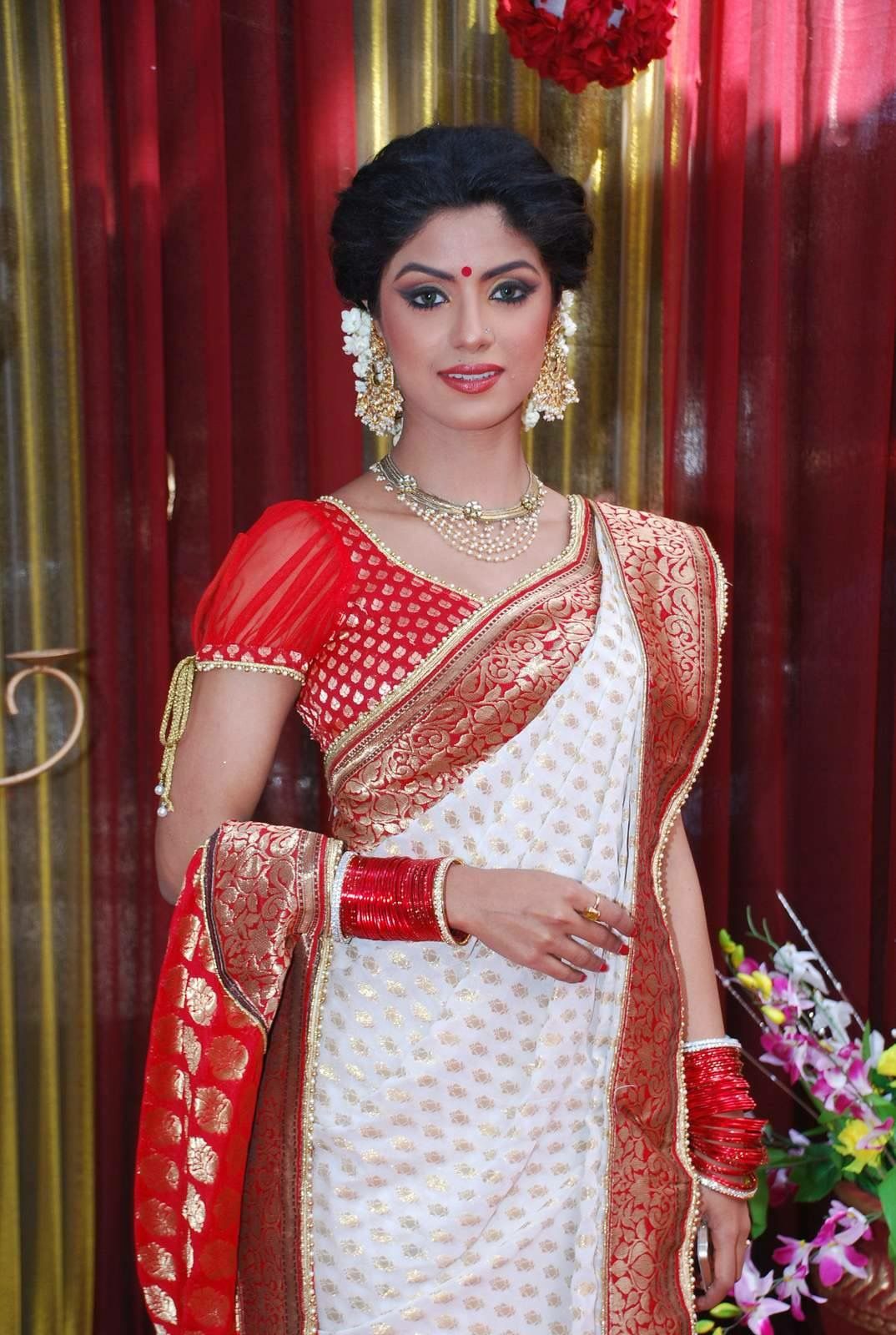 Bengali bridal saree style sale